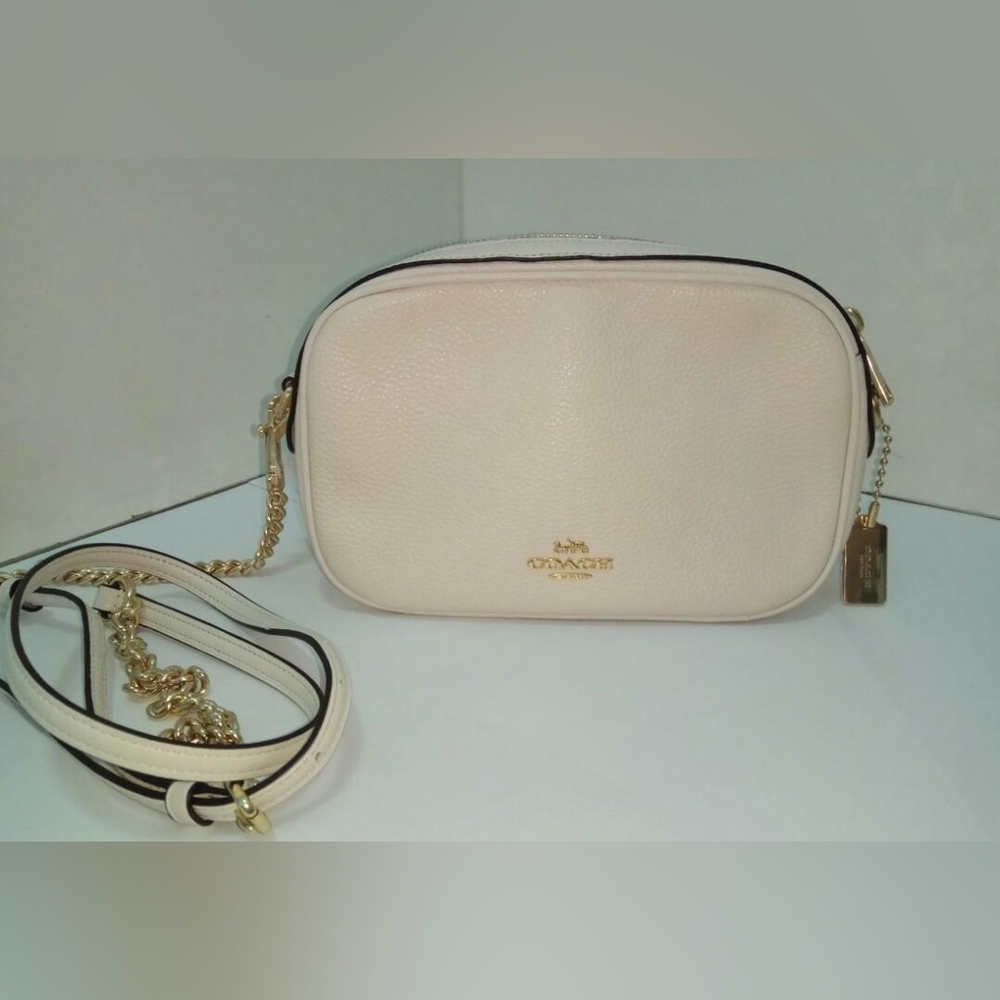 Coach Designer Pebbled Leather Isla Chain Crossbody Bag Chalk Light Gold purse